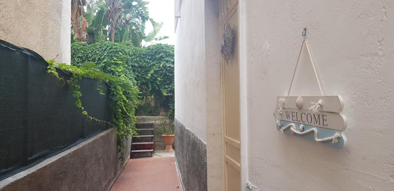 Ferienwohnung Casa Capri Giardini-Naxos Exterior foto